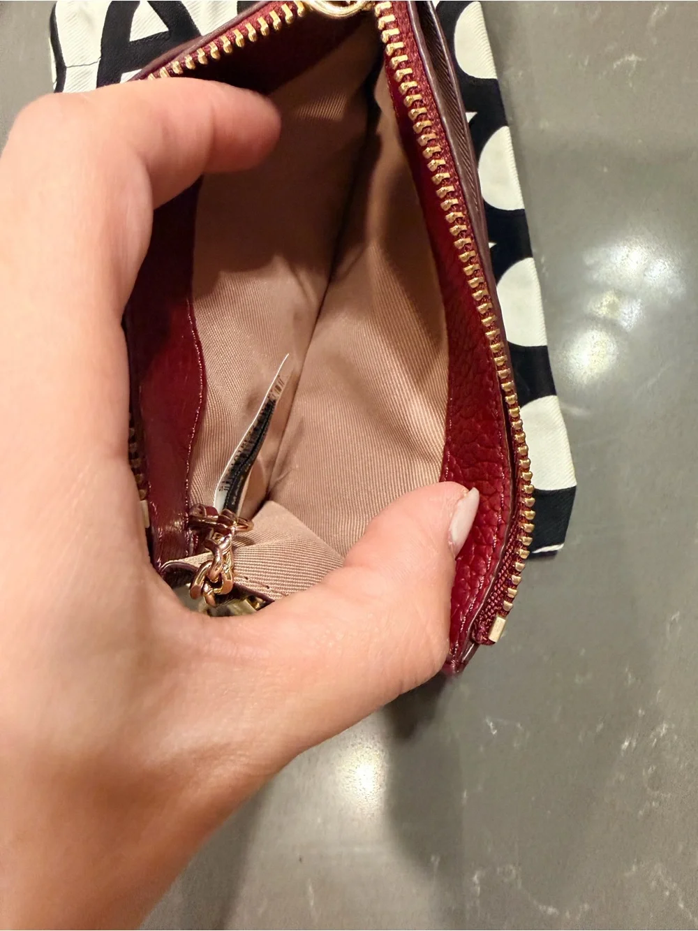 Marc Jacobs compact marc